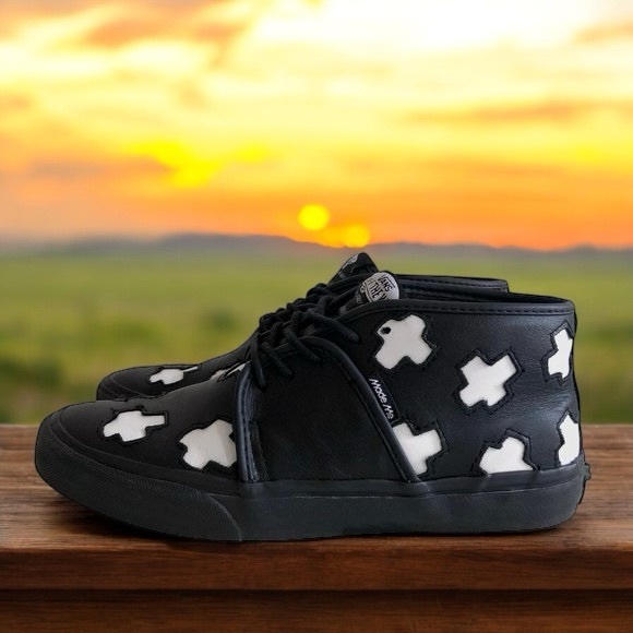 Vans Shoes - Vans special edition MadeMe black white half cab sneakers